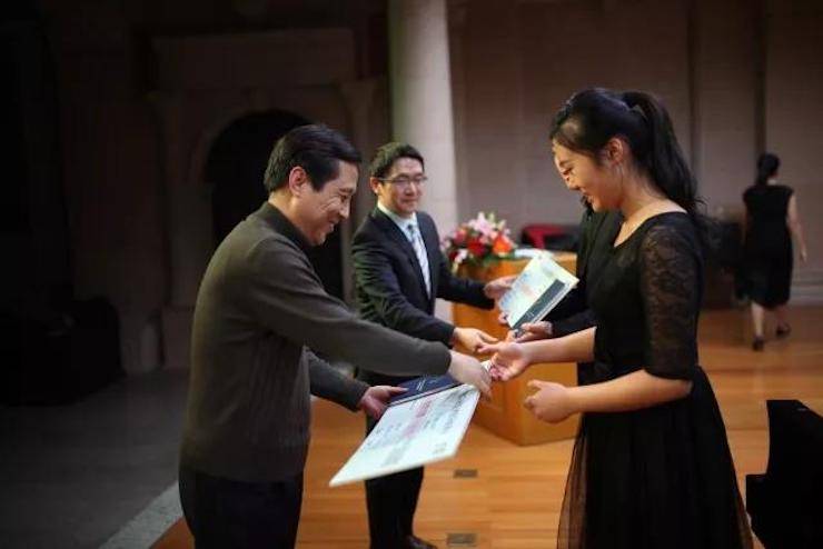 2017KA电子亚洲音乐奖学金-西安音乐学院颁奖仪式暨KA电子海外艺术家英娜·法利克斯钢琴独奏音乐会成功举办！