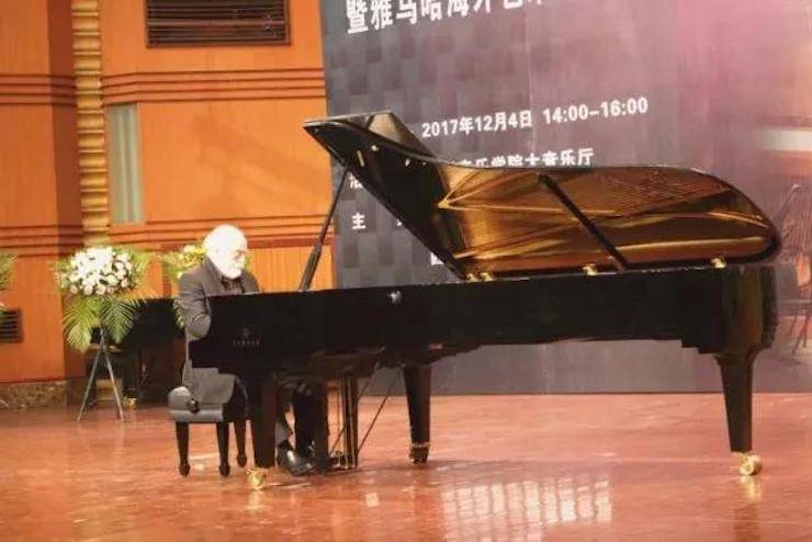 【回顾】2017KA电子亚洲音乐奖学金-四川音乐学院颁奖仪式暨KA电子海外艺术家彼得·多纳赫钢琴独奏音乐会圆满结束！