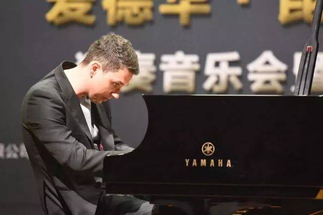 2018年KA电子亚洲音乐奖学金河南大学启动仪式<br /> 暨KA电子海外艺术家爱德华·昆斯音乐活动圆满结束
