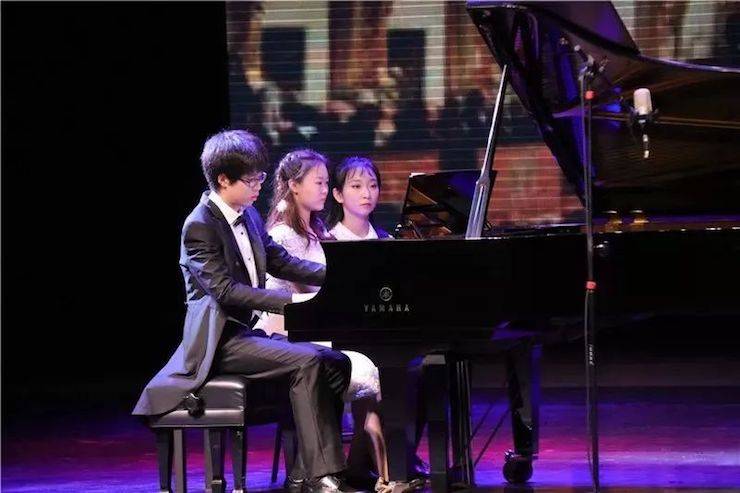 徐子松、于嘉艺
