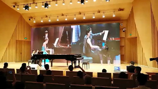 活动报道 | “科技助力，跨越时空”，小鹿纯子携手刘明康共享中日音乐盛宴