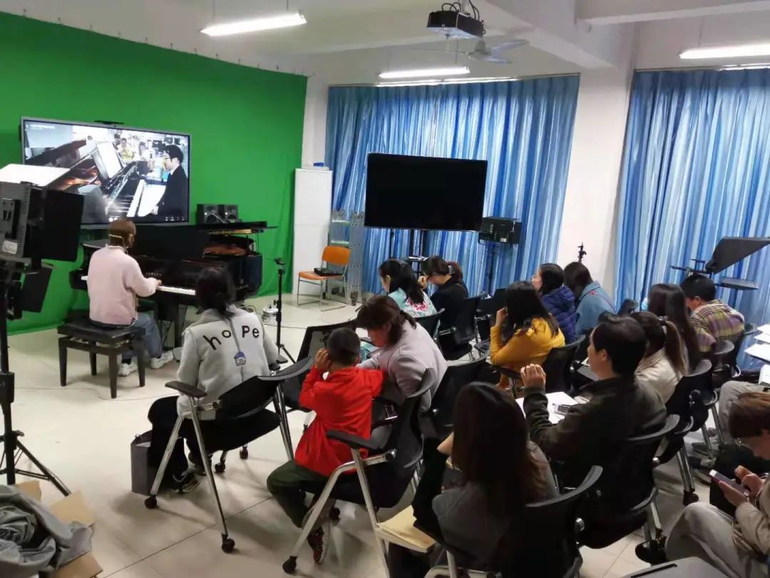 科技助力音乐教学，牵手大师零距离大师课