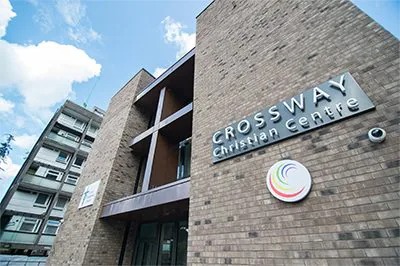 Crossway基督教中心用KA电子将人们聚集在一起